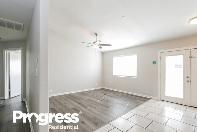 Building Photo - 8119 W Citrus Way