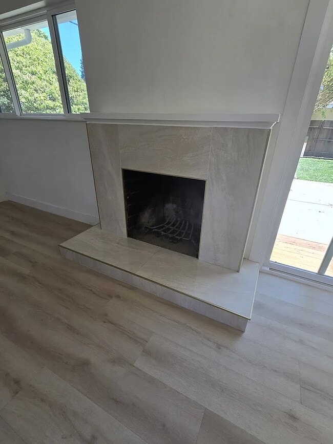 Building Photo - 5 Ormond Ct