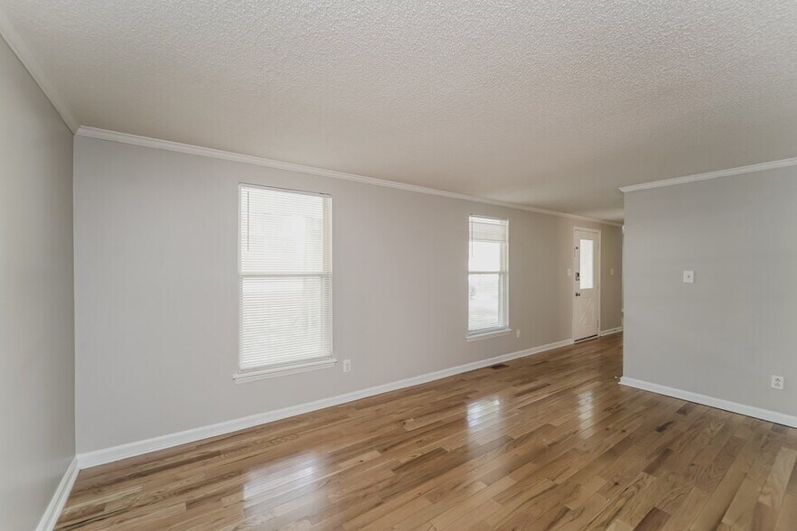 Building Photo - 5708 Running Wood Ln