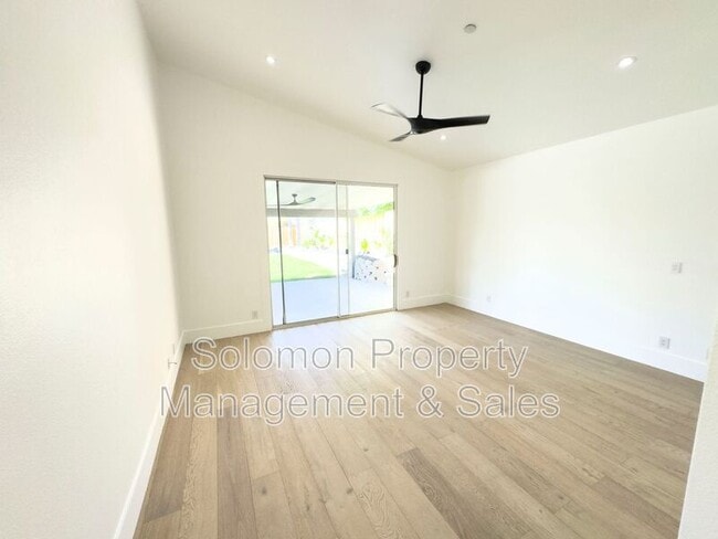 Building Photo - 1111 Britem Ct