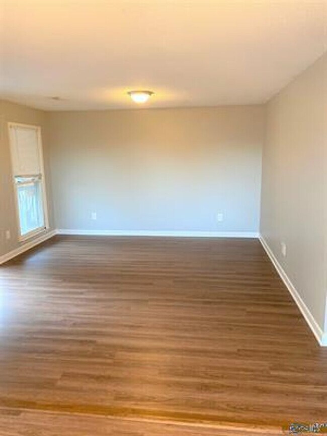 Building Photo - 1503 Halston Circle