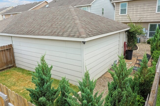 Building Photo - 16783 Mammoth Springs Dr