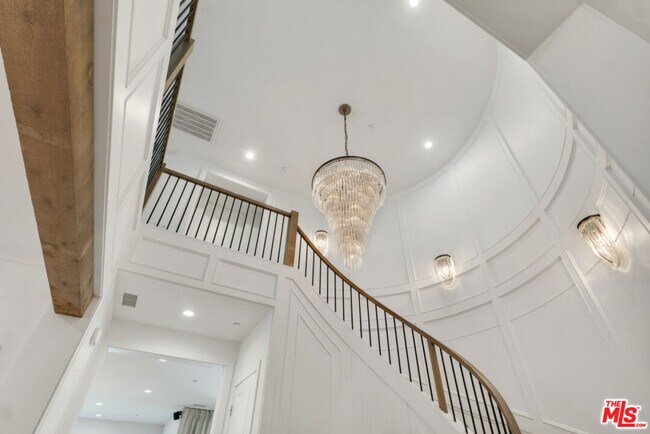 Building Photo - 20559 Wood Rose Ct