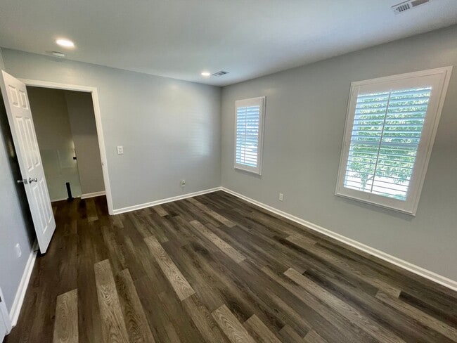 Building Photo - Gorgeous One of a Kind Home! - Available Now!