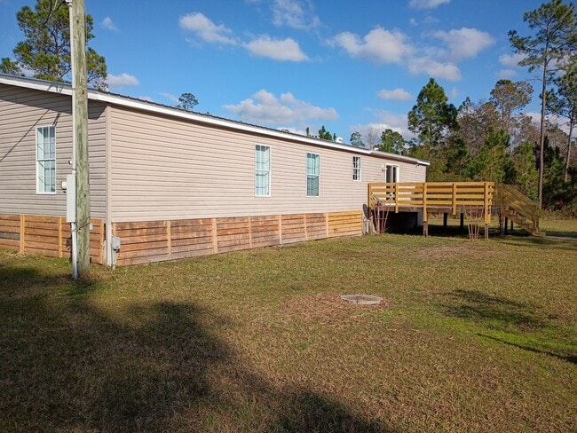 Building Photo - 299 Cayenne St