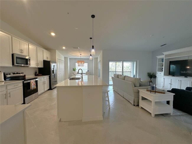 Building Photo - 14221 Heritage Landing Blvd