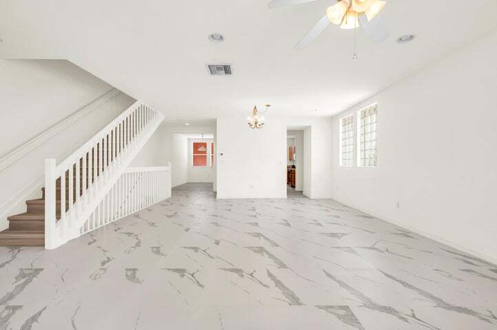 Building Photo - 447 Corte Madera Ln