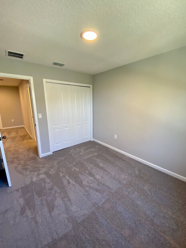 Building Photo - Brand New Townhome for Rent in Gated Commu...