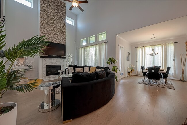 Building Photo - 9207 Secretariat Ln