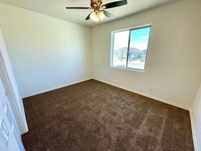 Building Photo - New 2024 Built 3 Bedroom Home with Beautif...