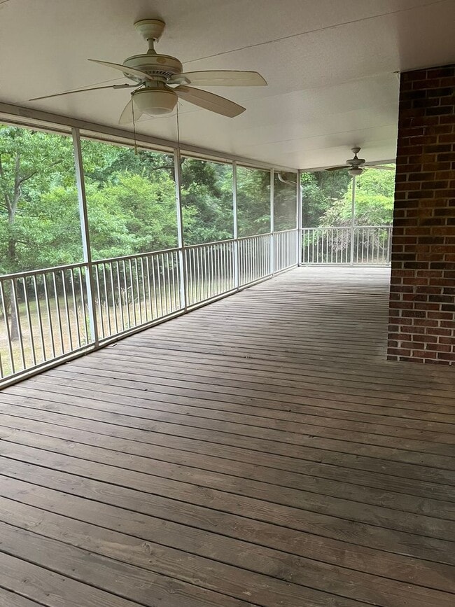 Building Photo - Gilbert - Call Lexington Office 803-359-0793