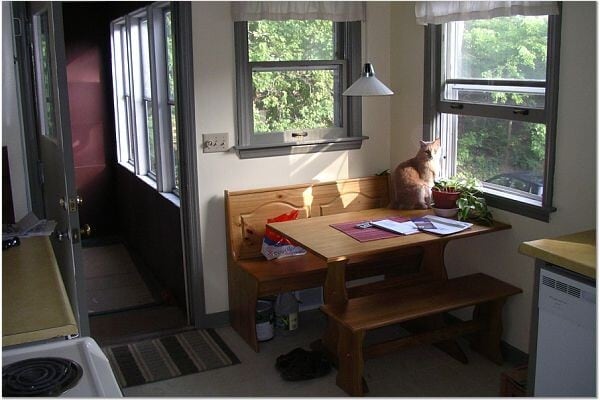 kitchen to back sun porch - 1139 E GORHAM ST APT 2