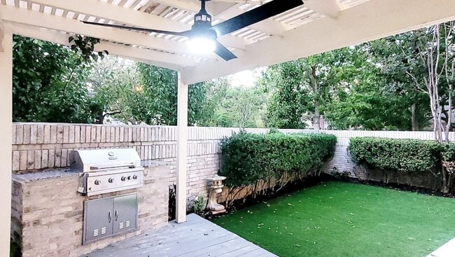 Building Photo - 17732 Windflower Way