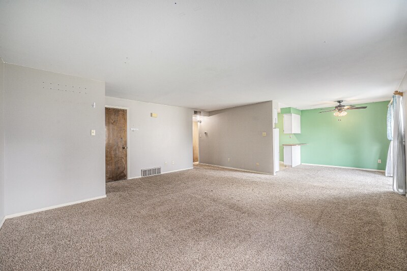 Building Photo - 8870 W Jewell Ave
