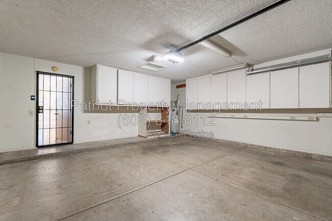 Building Photo - 5237 W Boston Way S