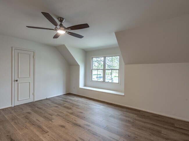 Building Photo - 14703 Barryknoll Ln