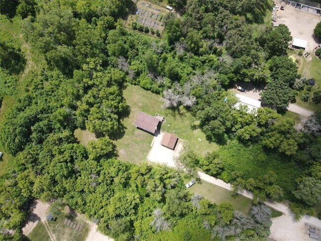 Building Photo - 1396 Military Rd