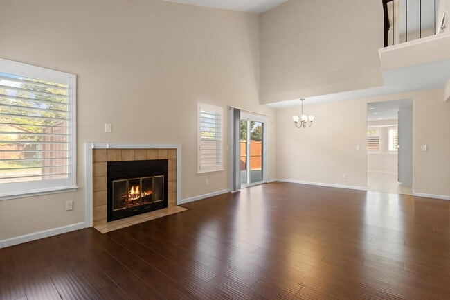 Building Photo - SHOWING WEDNESDAY 10/29 & FRIDAY 10/31 @ 1...