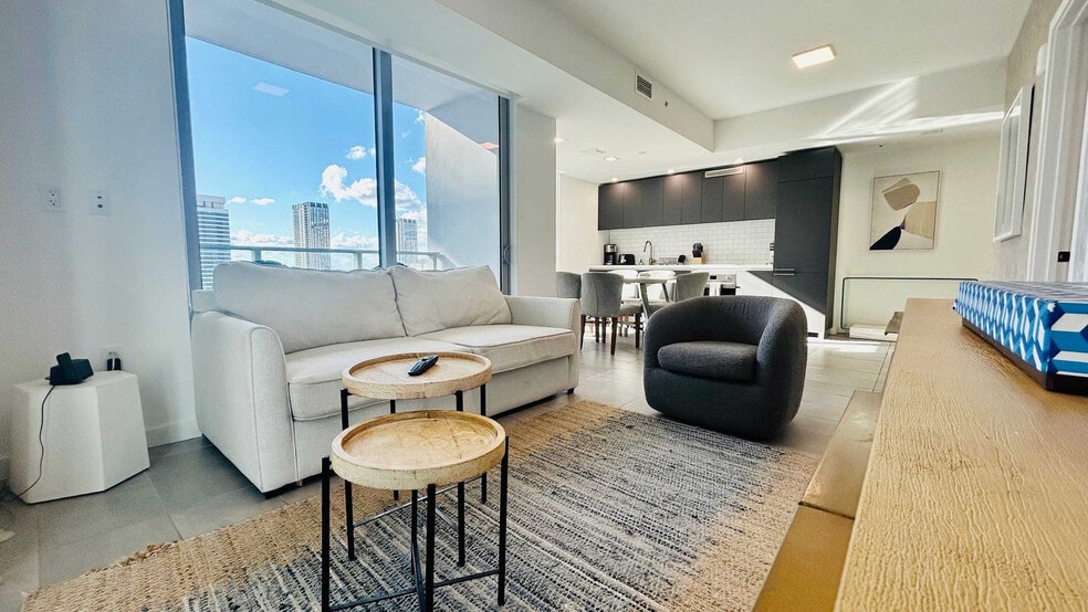 Building Photo - 227 NE 2nd St