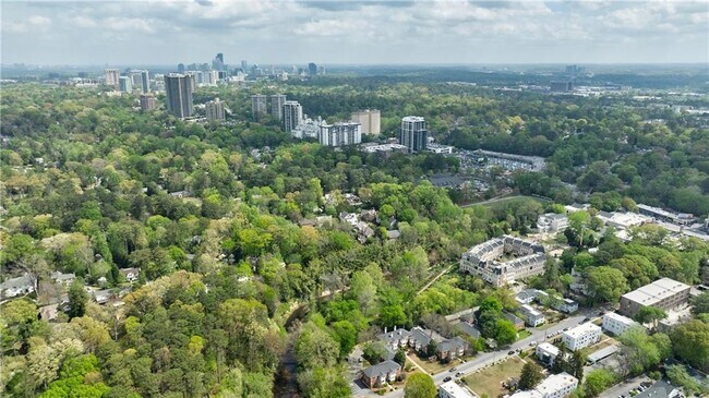 Building Photo - 115 Peachtree Memorial Dr NW