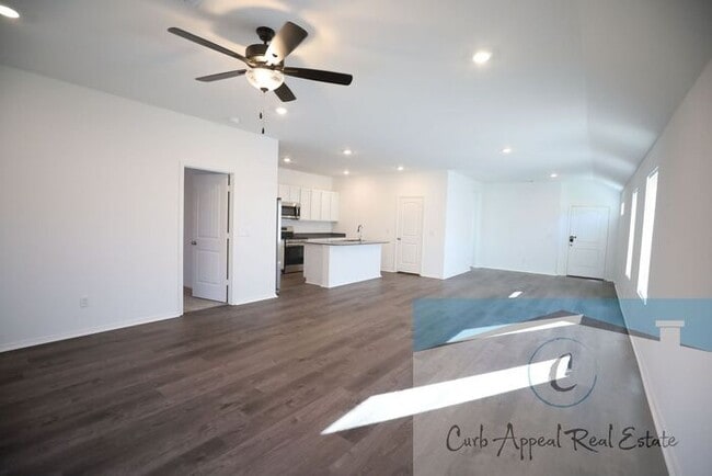 Building Photo - Move in special $900!! New construction in Jonesboro - beautiful 3bed / 2 bath home - Nettleton!!