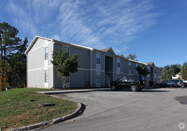 Primary Photo - Blue Ridge Court Apartments