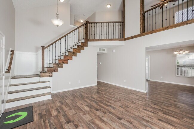 Building Photo - 2156 Turning Leaf Dr