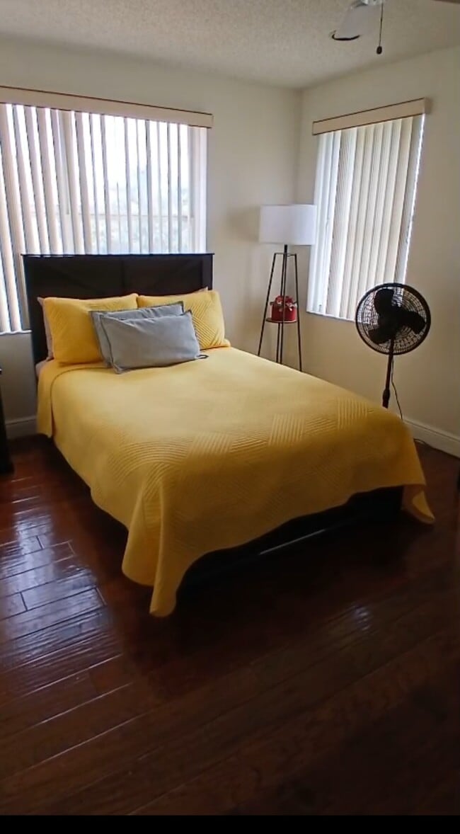 Building Photo - 2353 SW 181st Terrace