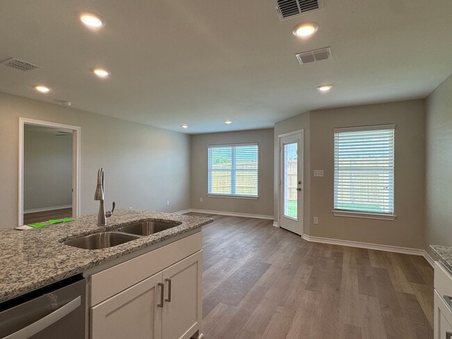 Building Photo - 14574 CR 2191