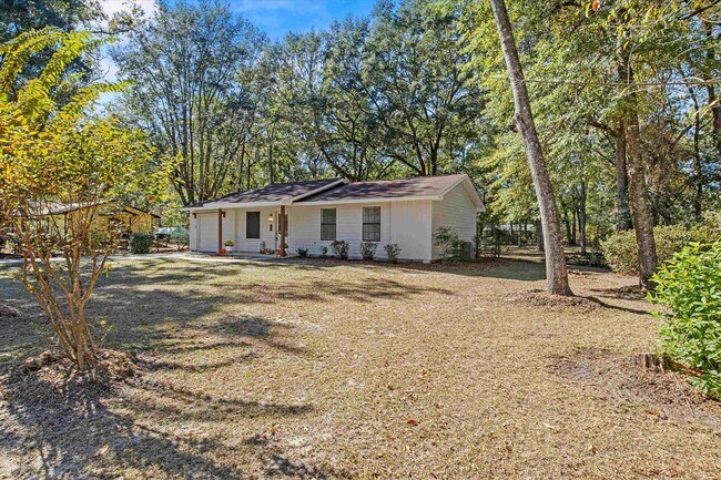 Building Photo - 8477 Titus Ln