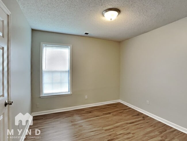 Building Photo - 3935 Rim Creek Ln