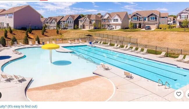 Building Photo - 758 Latrobe Dr