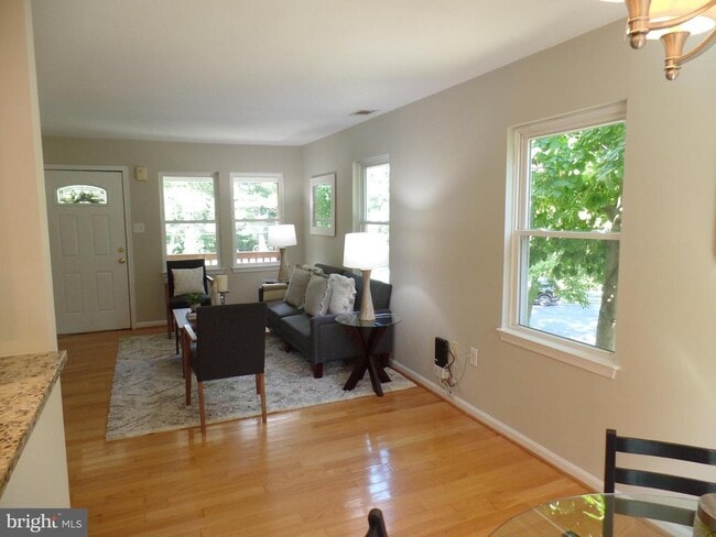 Building Photo - 2018 Griffith Rd