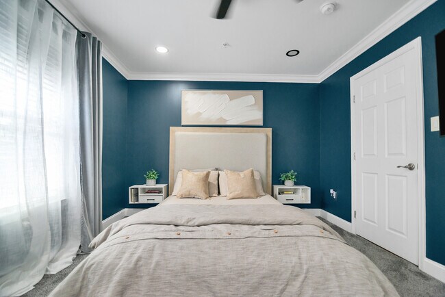 Building Photo - 5213 D St SE