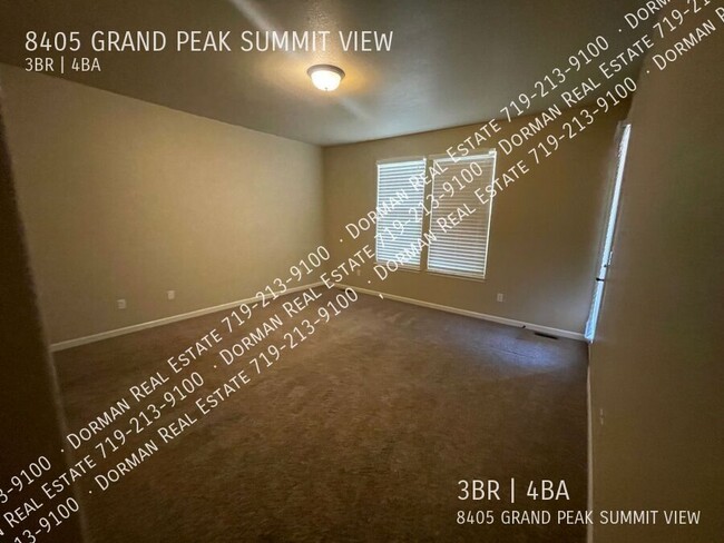 Building Photo - $500 OFF the first month of rent! Luxury t...