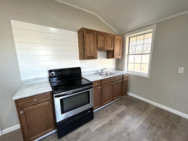 Building Photo - 2 Bedroom and 1 Bath Home in Jacksonville