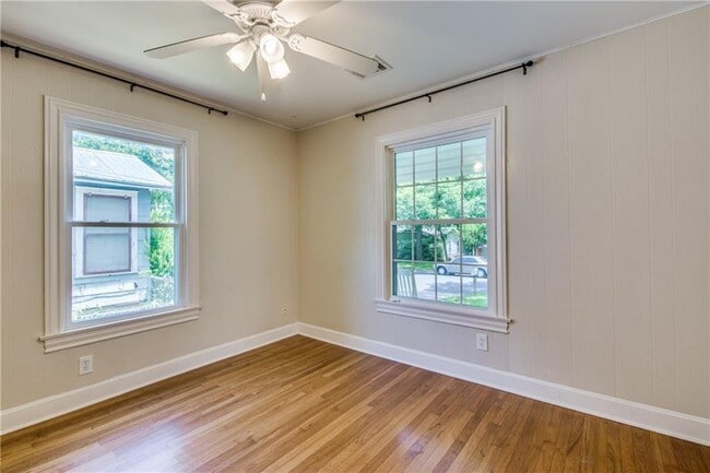 Building Photo - 2206 Iva Ln