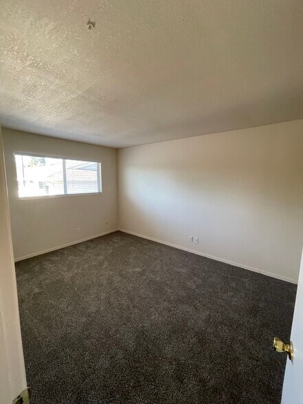 Bedroom 2 - 226 E J St