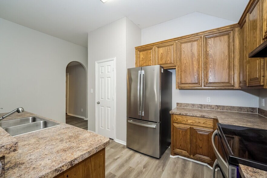 Building Photo - 9324 Cynthia Ct