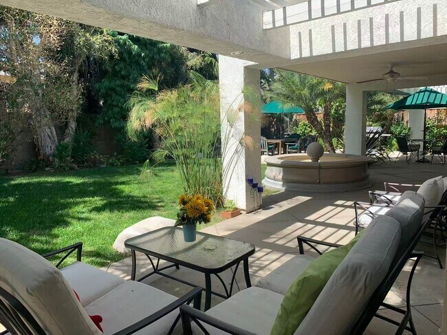 Building Photo - 4062 Salacia Dr