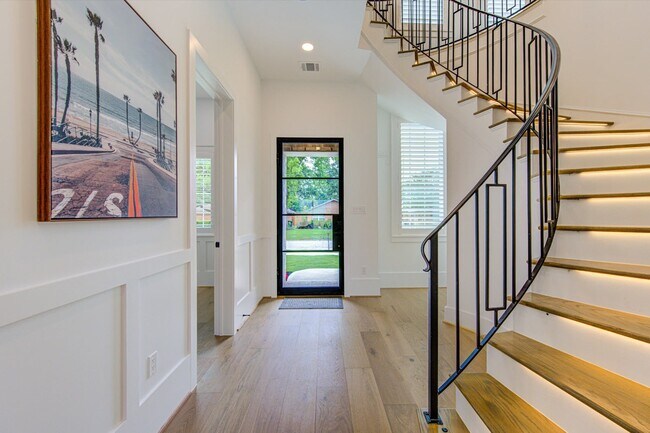 Building Photo - 1726 Wilde Rock Way