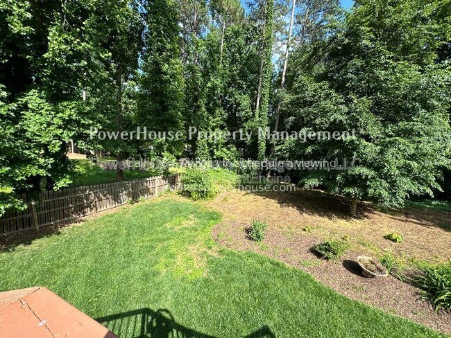 Building Photo - 790 Woodmont Dr