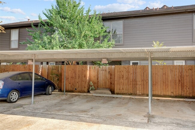 Building Photo - 2601 S Braeswood Blvd