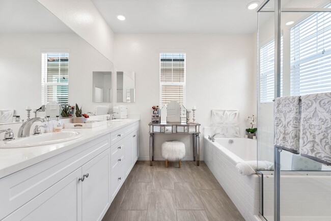 Building Photo - 28371 Vela Wy