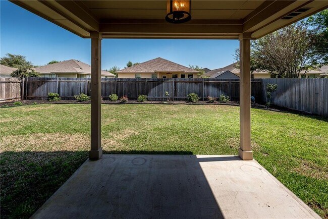 Building Photo - 30118 Diamond Dove Trail