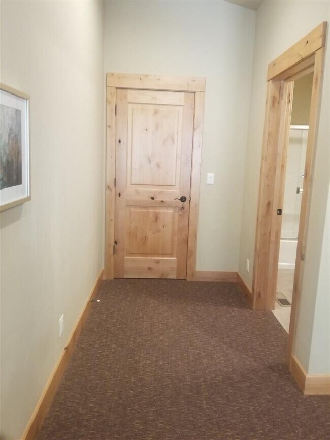 1 bedroom in Truckee CA 961610000 15865 St Albans Pl Truckee CA