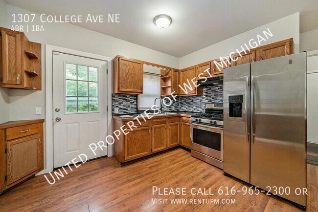 Building Photo - 1307 College Ave NE