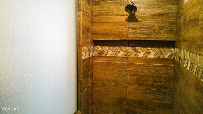 Building Photo - 4620 Marisabel Azcarate St