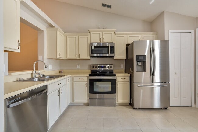 Building Photo - 11332 Moonshine Creek Cir