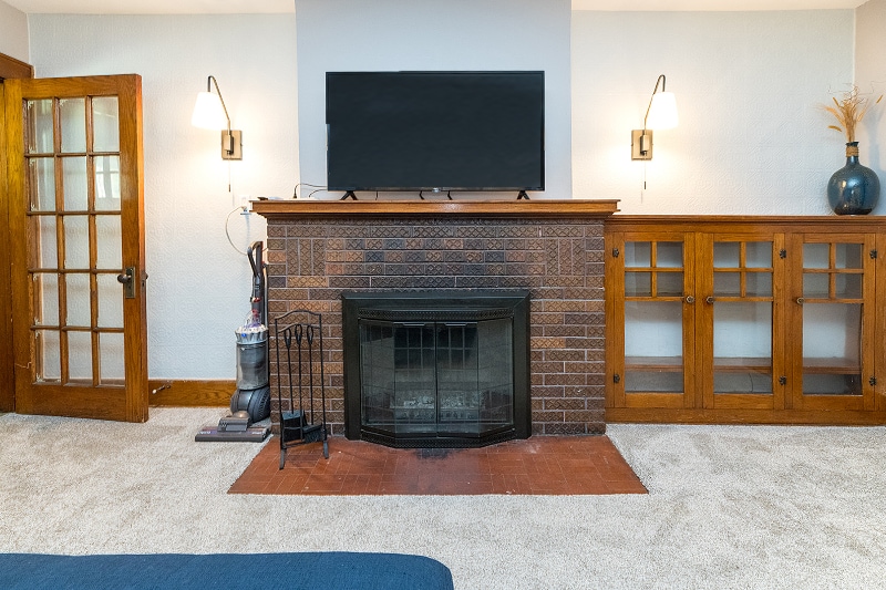 Building Photo - 321 W Lapeer St